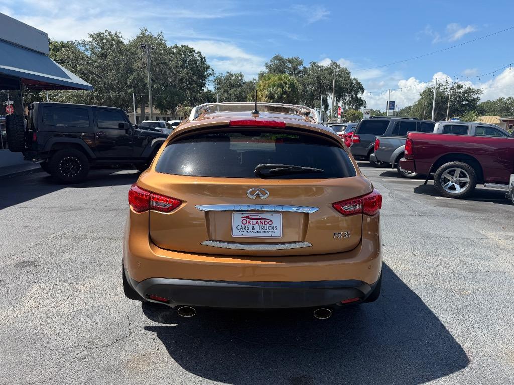 2010 INFINITI FX - $13,885