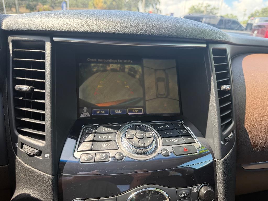 2010 INFINITI FX - $13,885