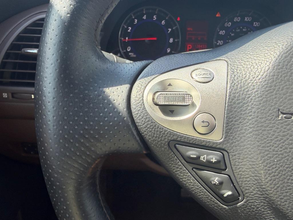 2010 INFINITI FX - $13,885