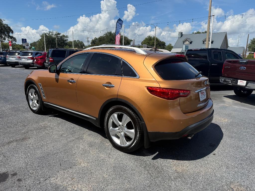 2010 INFINITI FX - $13,885