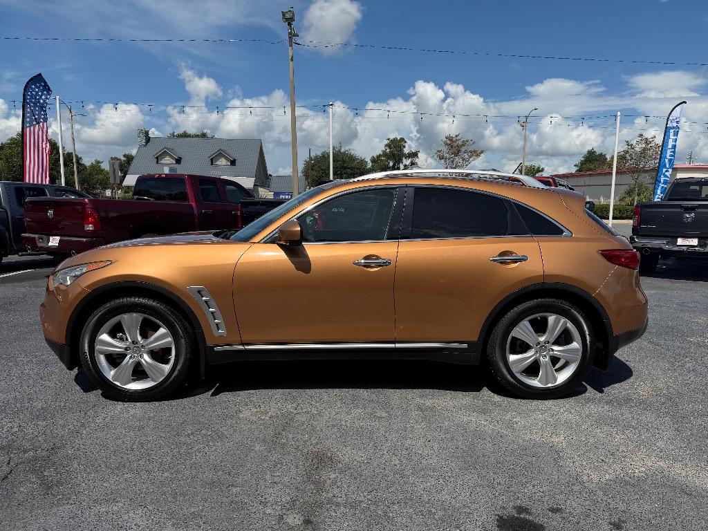 2010 INFINITI FX - $13,885