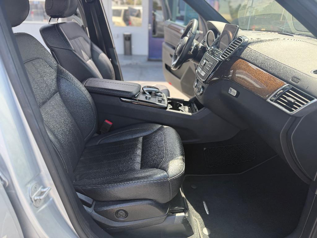 2017 Mercedes-Benz GLS - $16,885