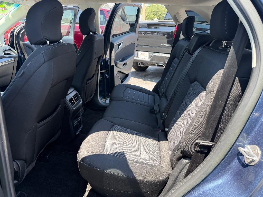 2018 Ford Edge - $12,885