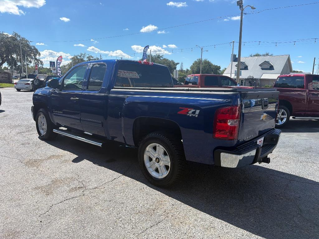 2013 Chevrolet Silverado - $12,885