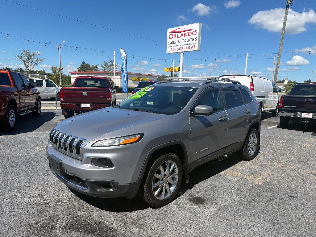 2015 Jeep Cherokee - $11,885