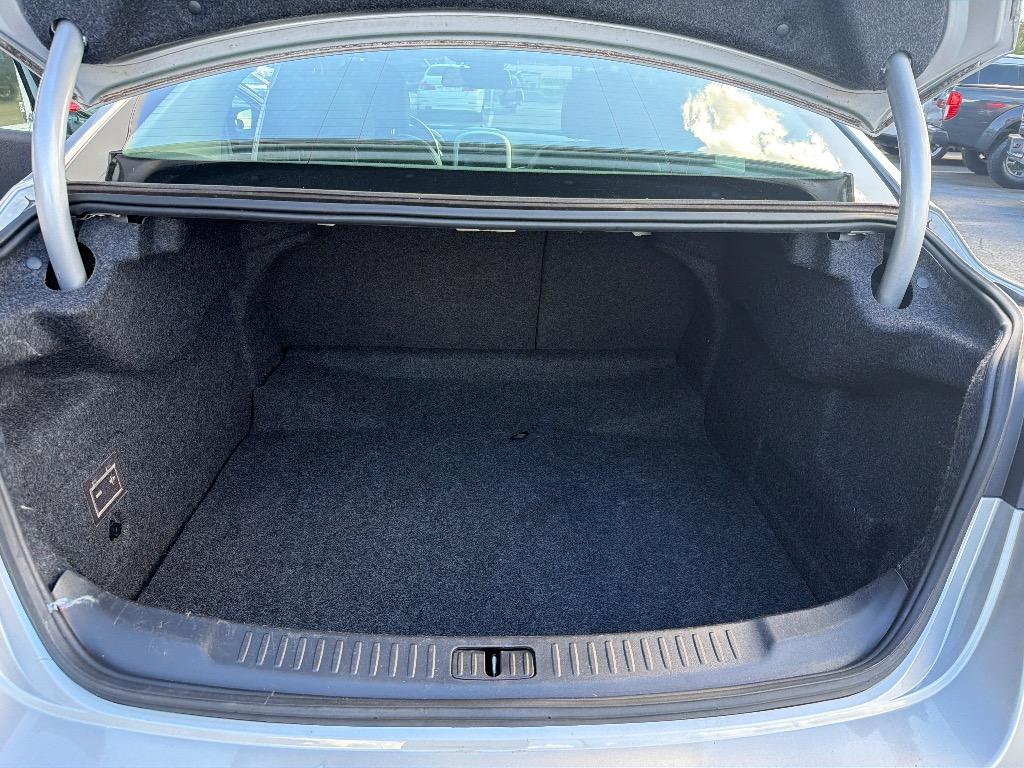 2014 Chevrolet Malibu - $11,885