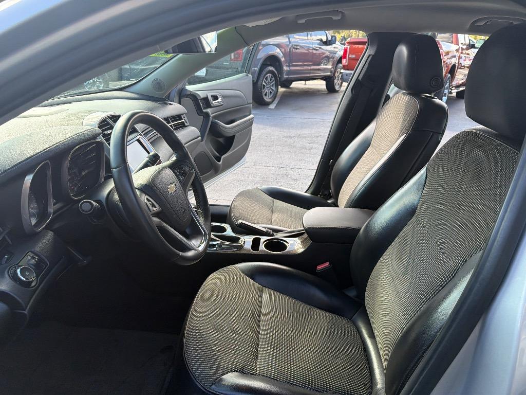 2014 Chevrolet Malibu - $11,885