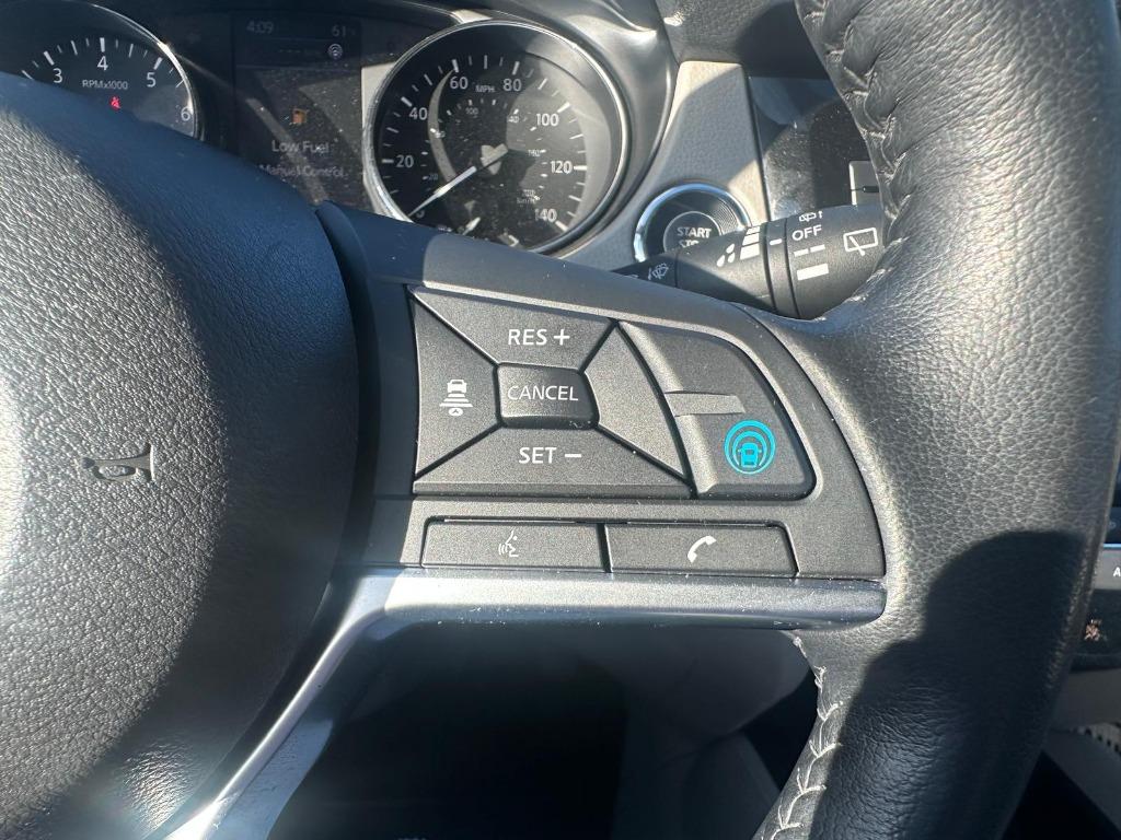 2020 Nissan Rogue - $18,900