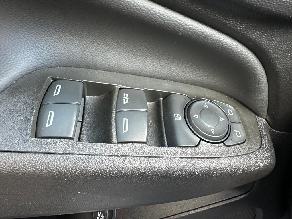 2024 Chevrolet Equinox - $22,900