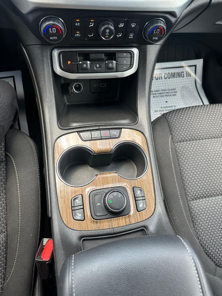 2023 GMC Acadia - $23,900