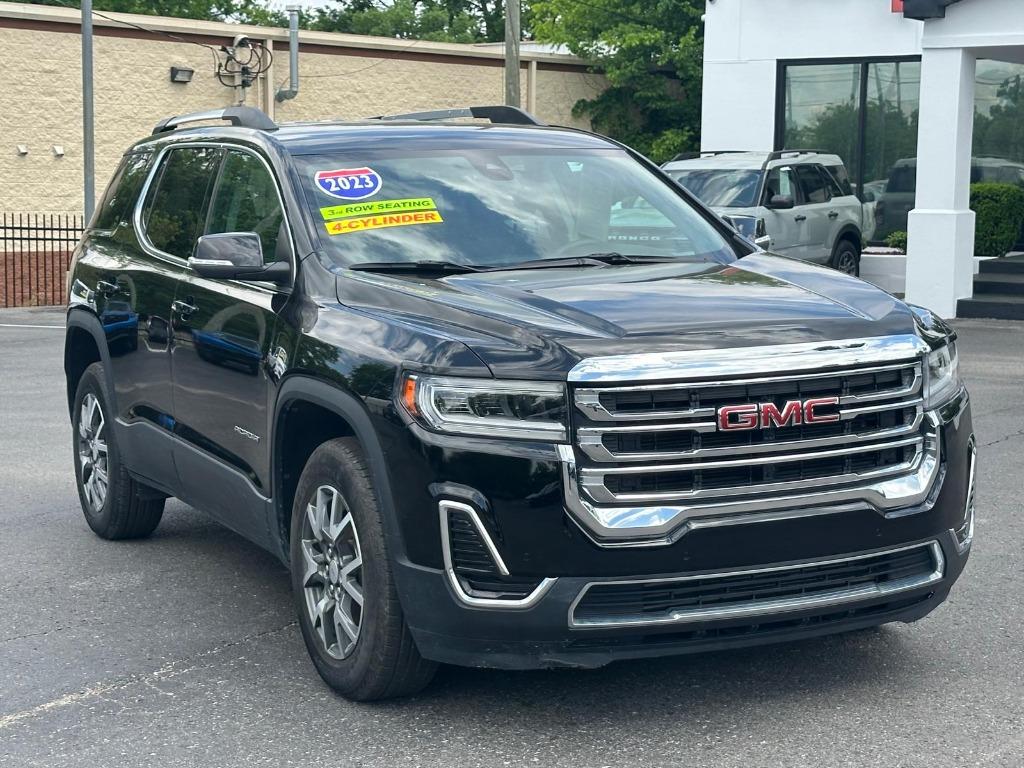 2023 GMC Acadia - $23,900