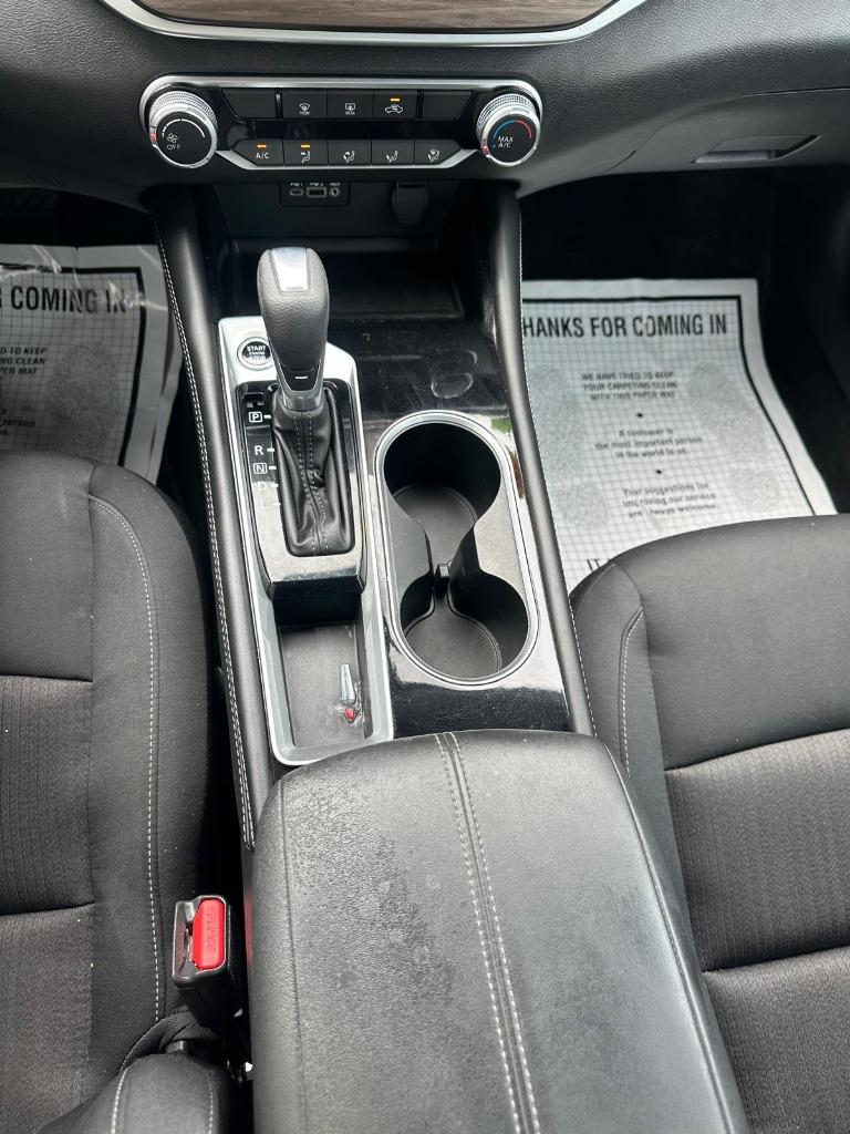 2023 Nissan Altima - $22,900