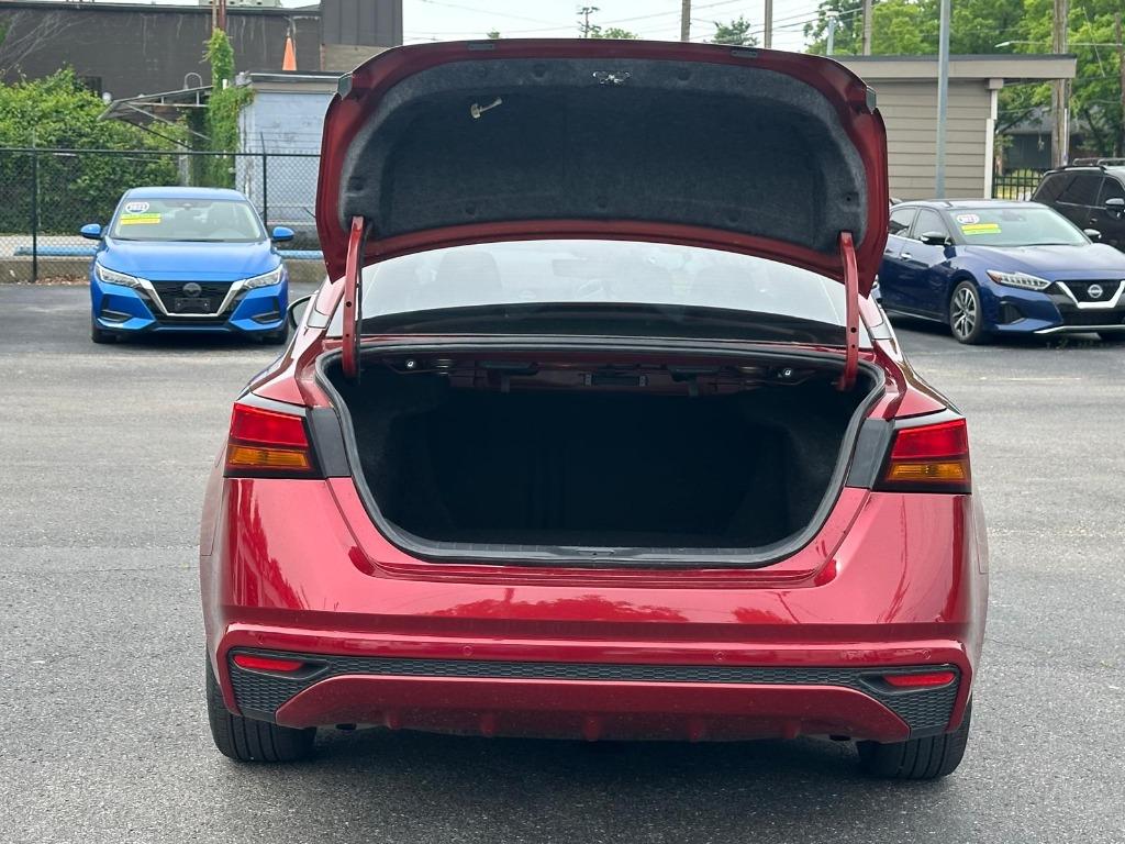 2023 Nissan Altima - $22,900