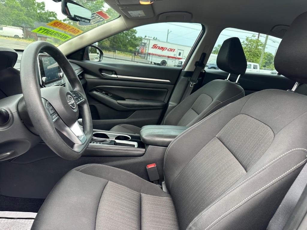 2023 Nissan Altima - $22,900