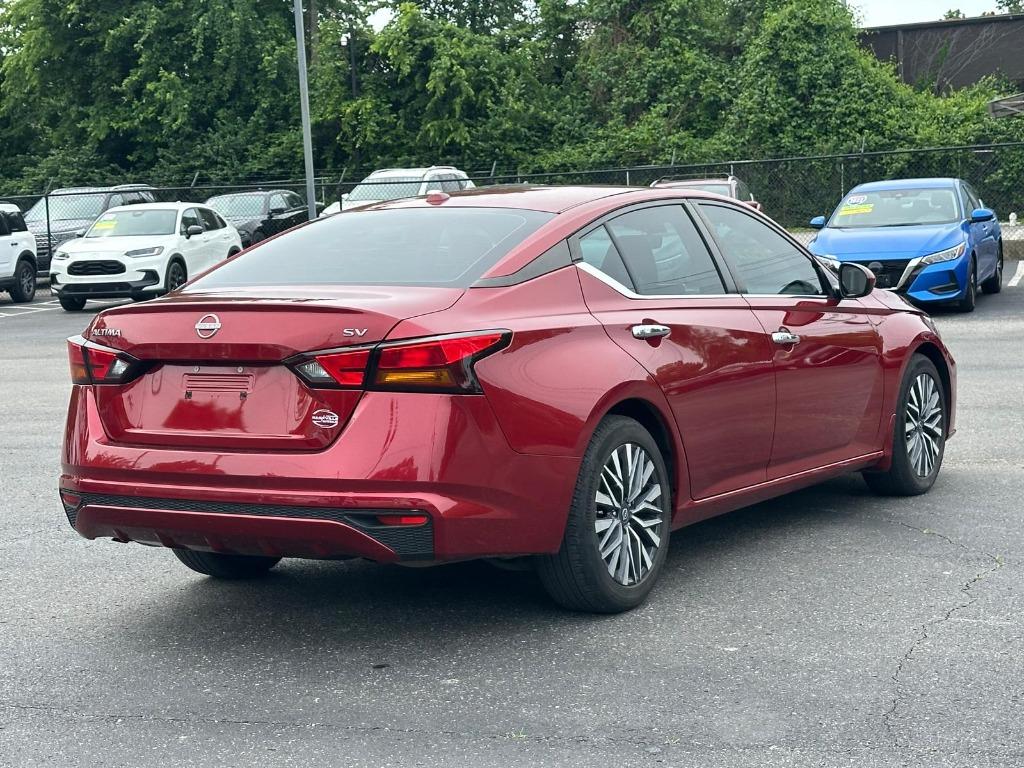2023 Nissan Altima - $22,900
