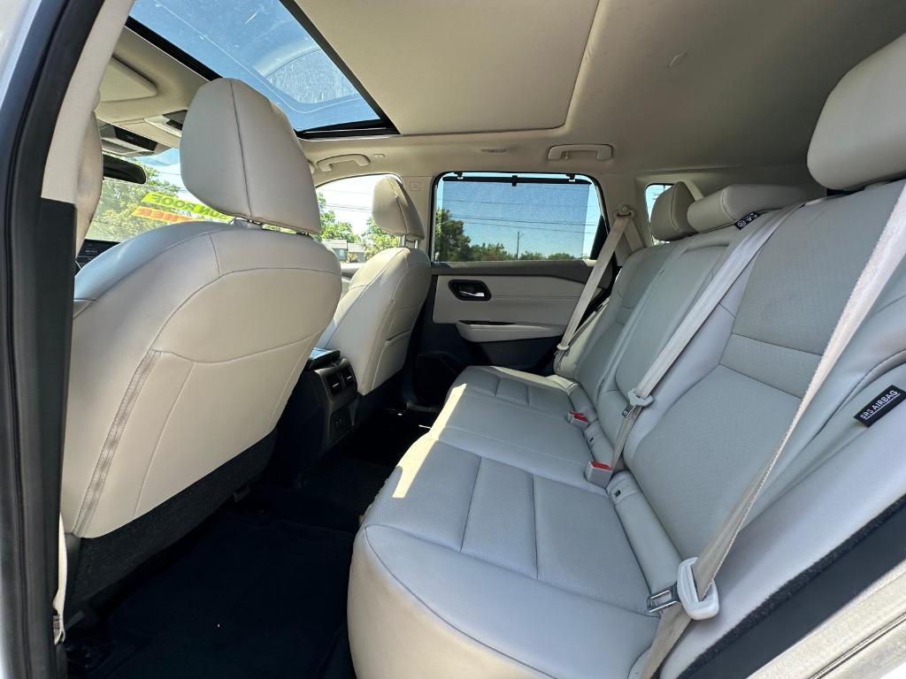 2023 Nissan Rogue - $21,900