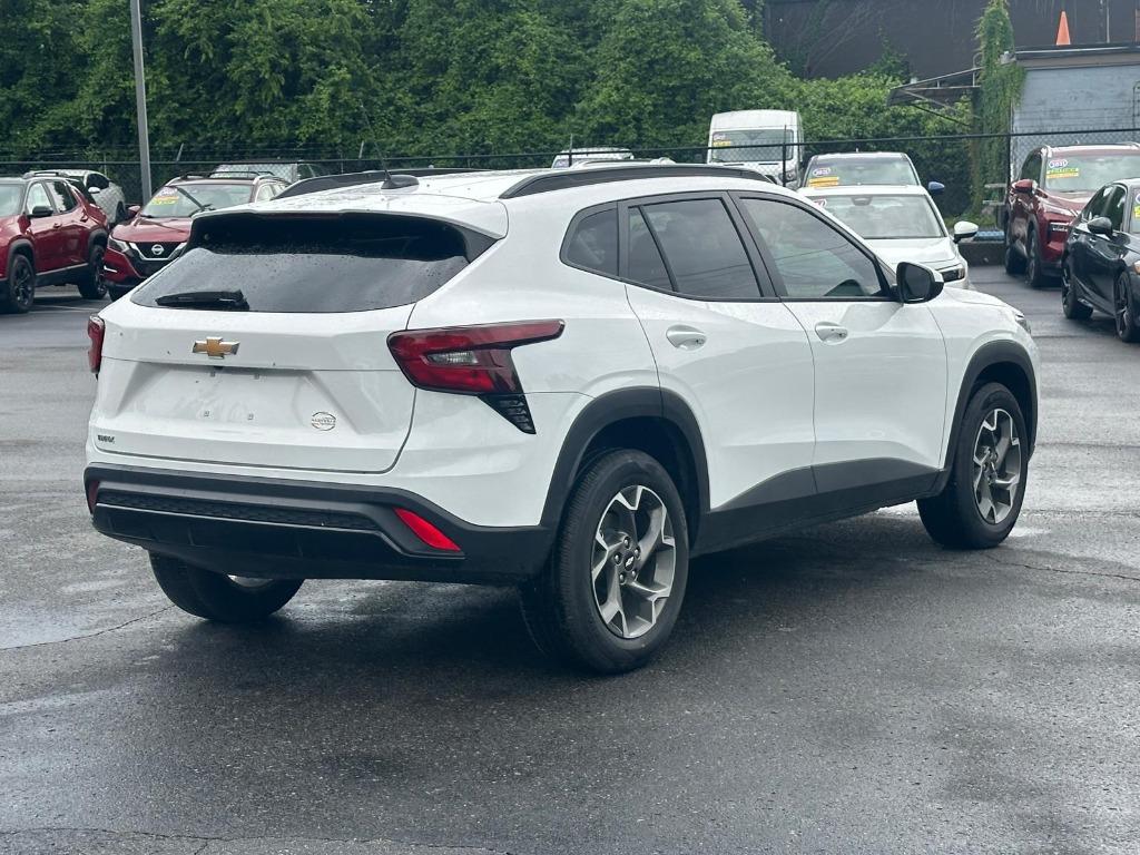 2025 Chevrolet Trax - $22,900