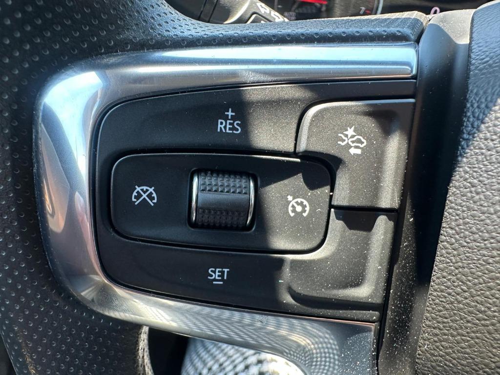2023 Chevrolet Blazer - $24,900