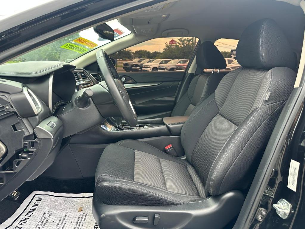 2019 Nissan Maxima - $16,900