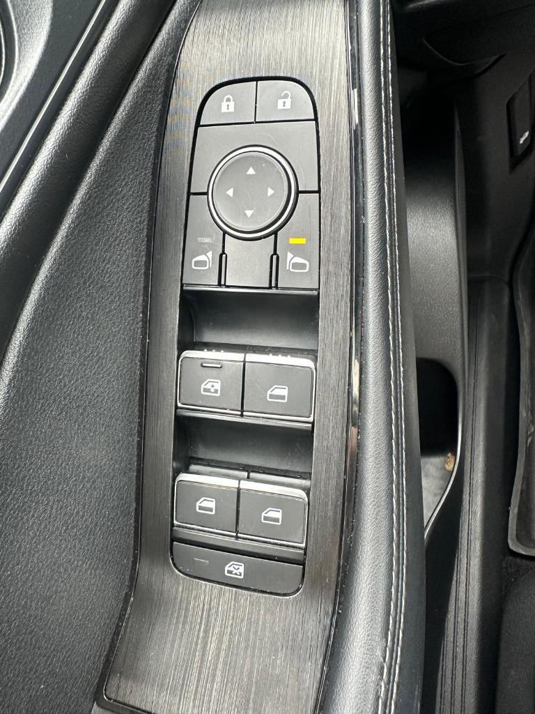 2023 Nissan Rogue - $22,900