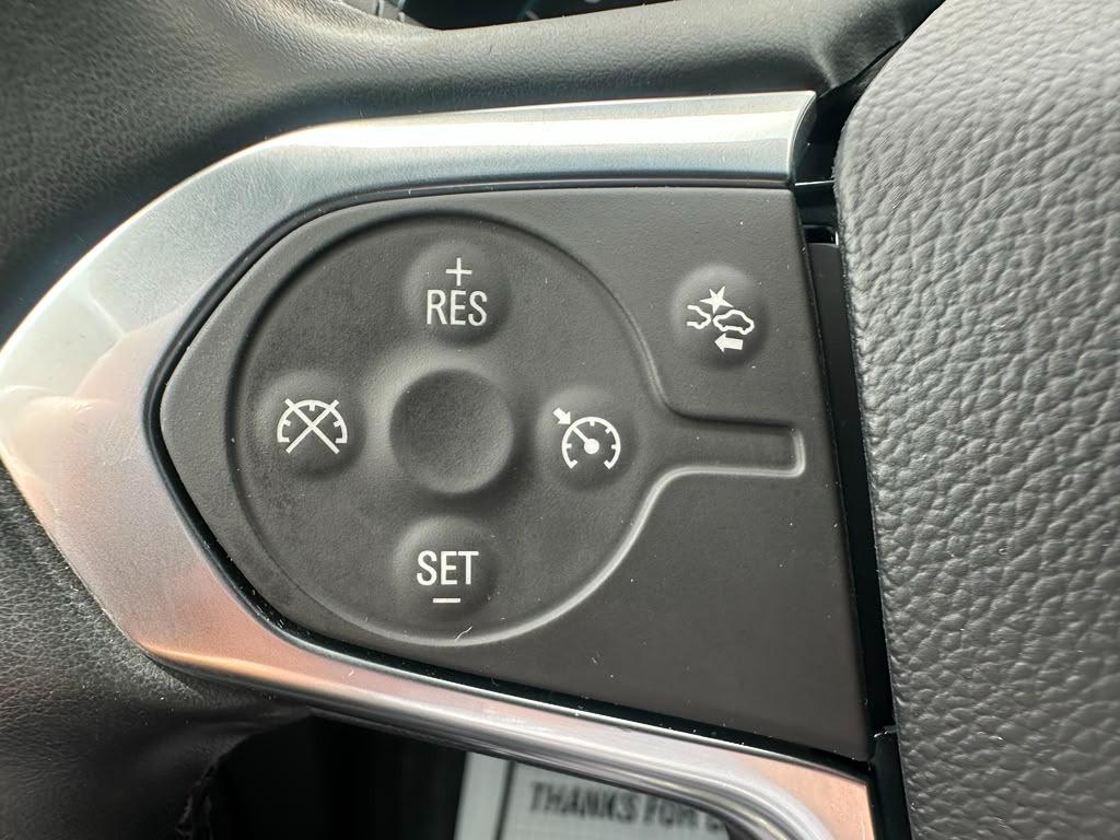 2023 Chevrolet Traverse - $22,900