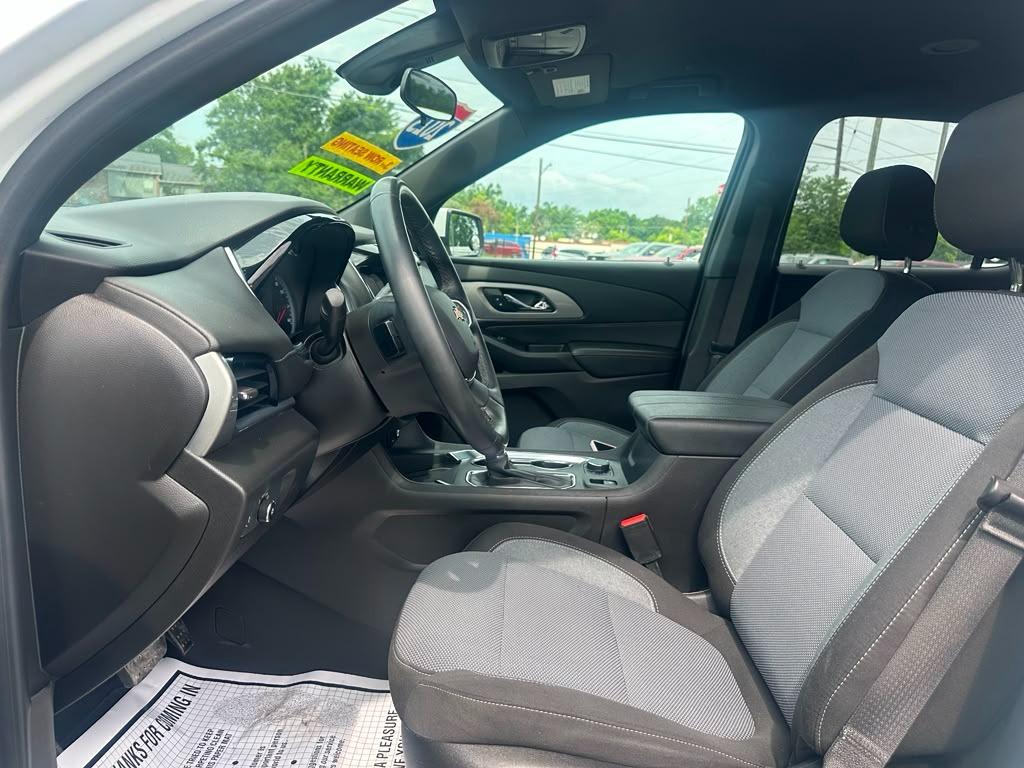 2023 Chevrolet Traverse - $22,900
