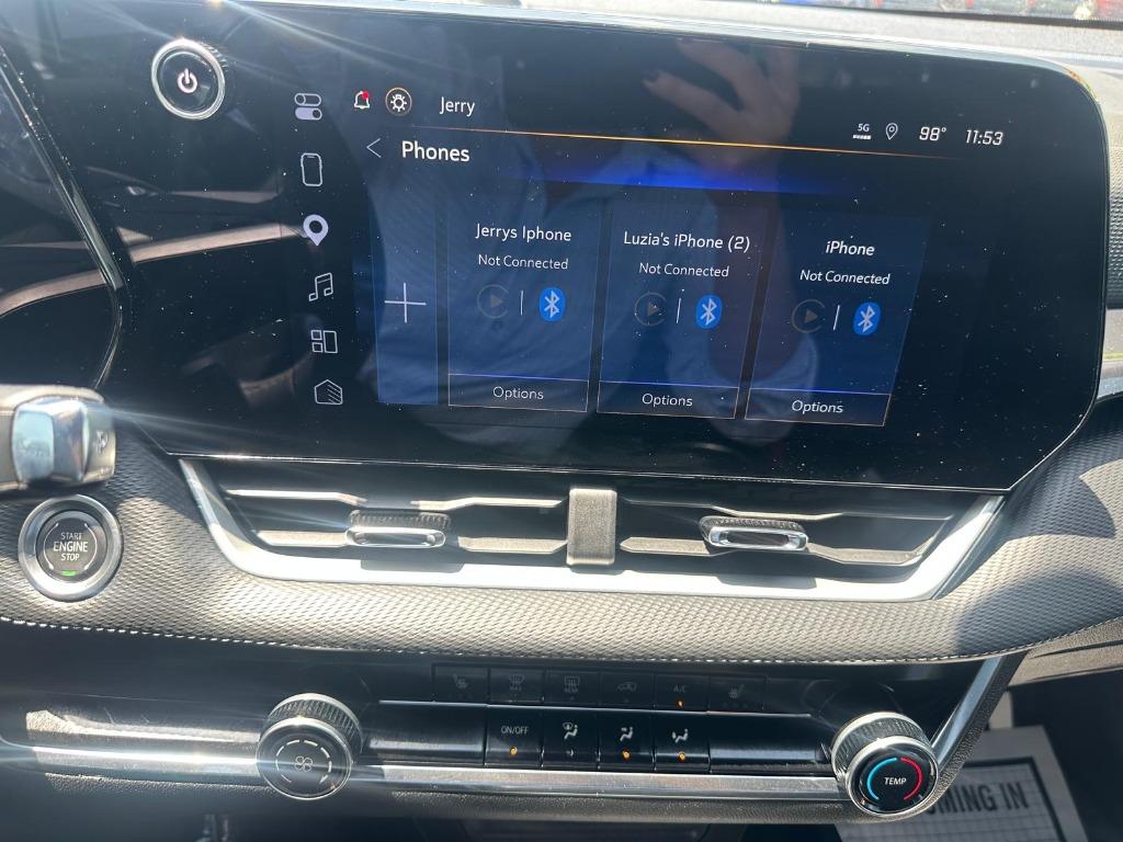 2025 Chevrolet Equinox - $24,900