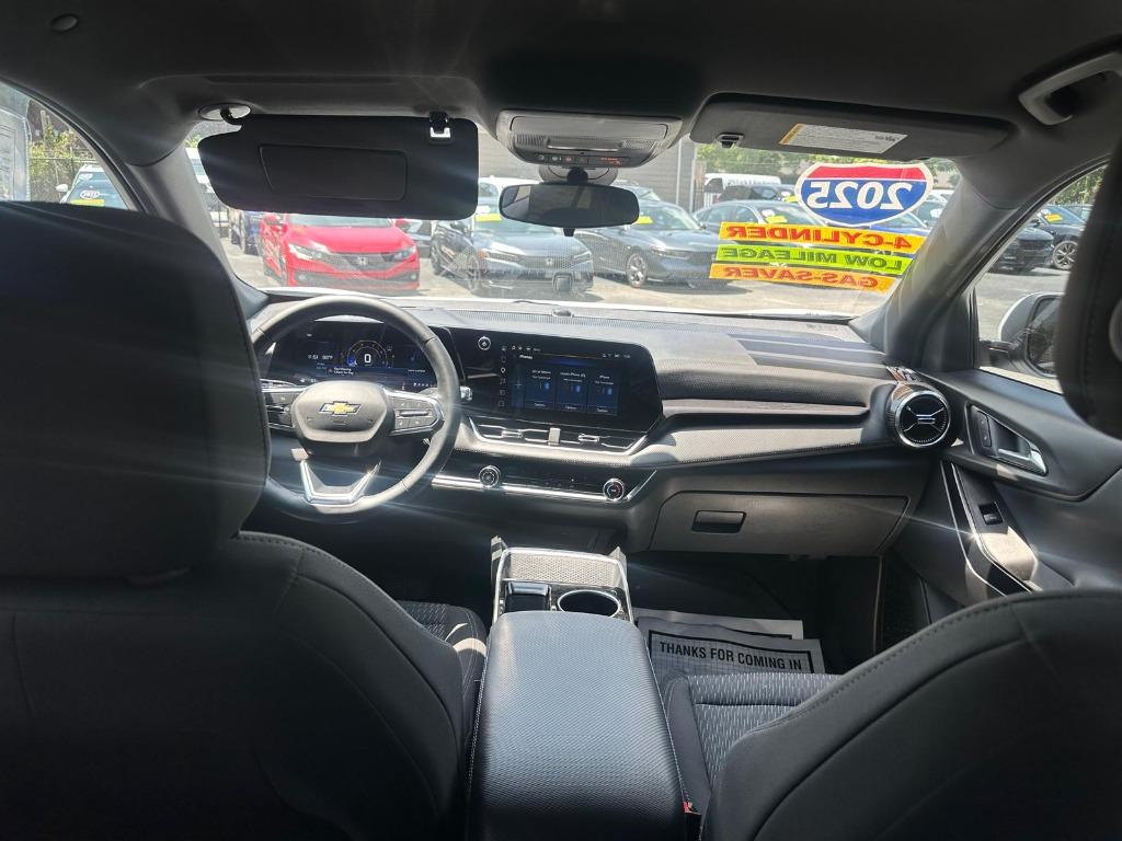 2025 Chevrolet Equinox - $24,900