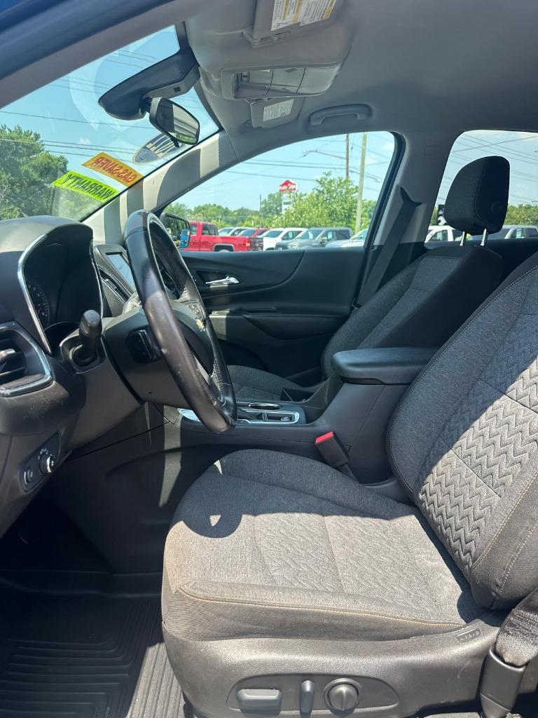 2022 Chevrolet Equinox - $18,900