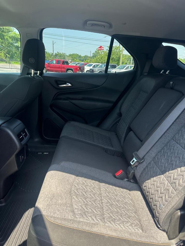 2022 Chevrolet Equinox - $18,900