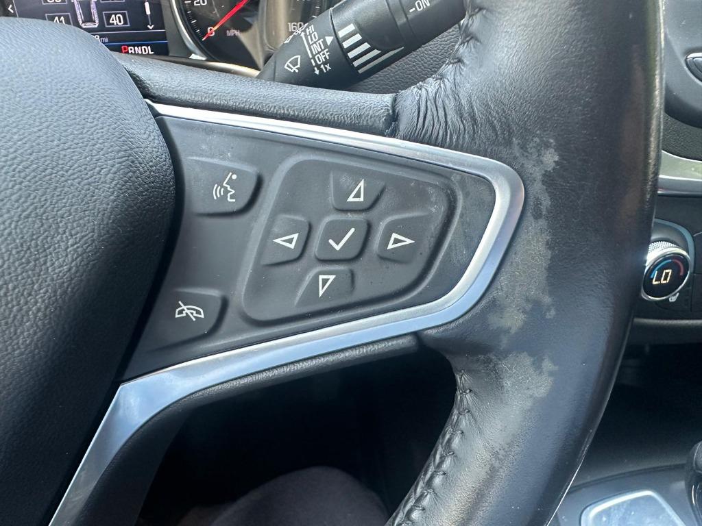 2022 Chevrolet Equinox - $18,900