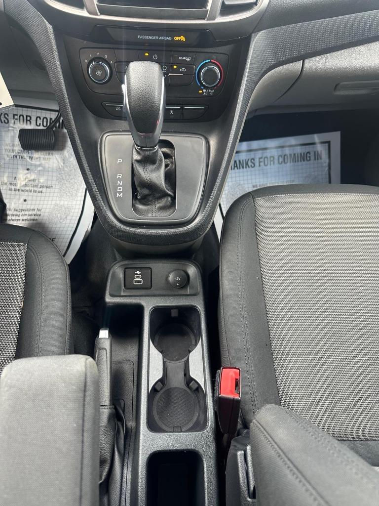 2022 Ford Transit Connect - $22,900