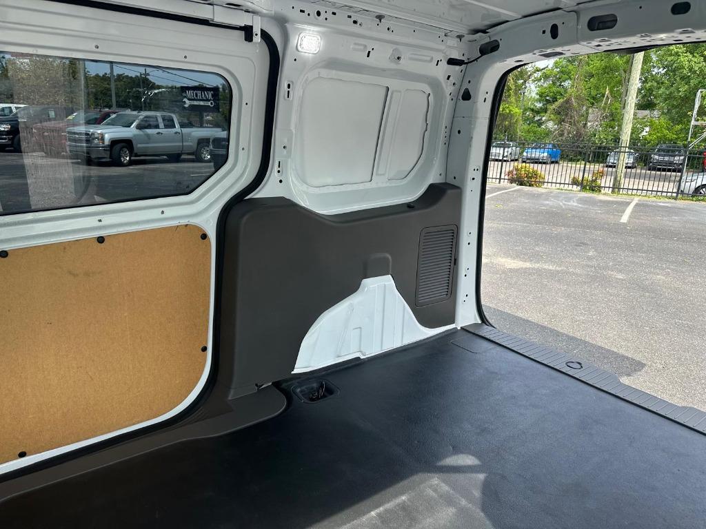2022 Ford Transit Connect - $22,900