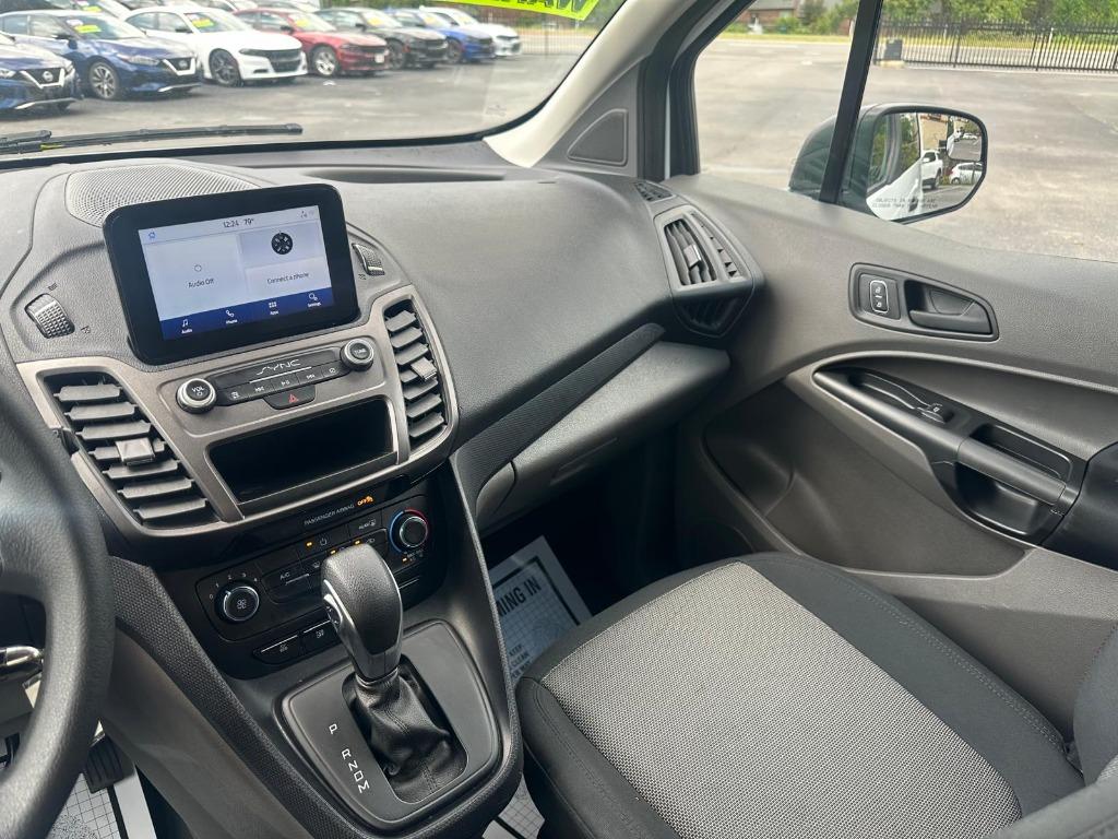 2022 Ford Transit Connect - $22,900