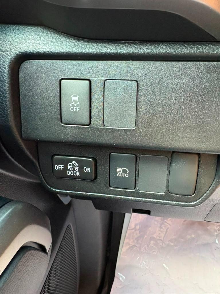 2020 Toyota Tacoma - $31,900