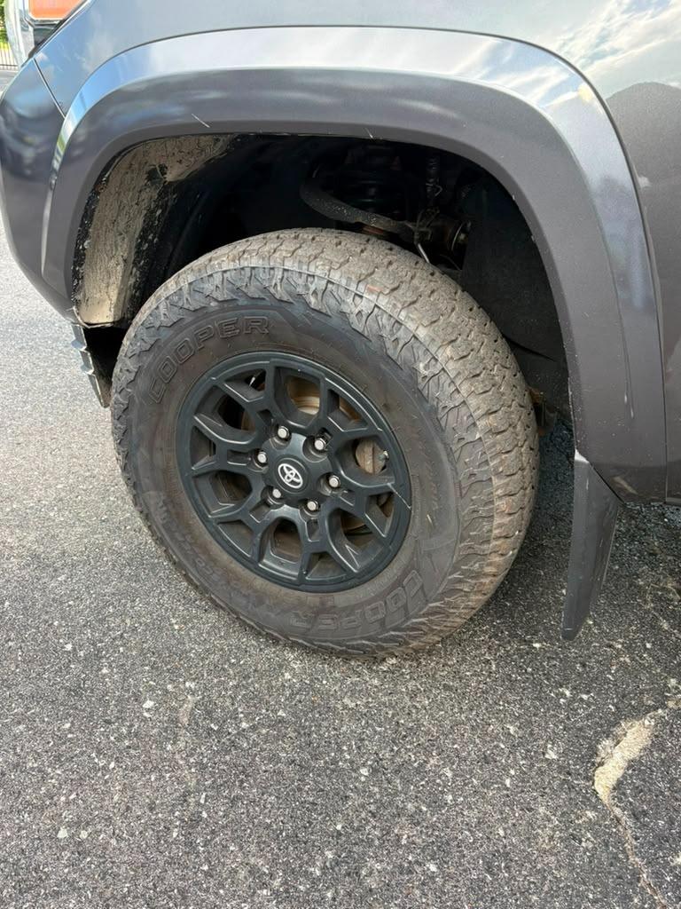 2020 Toyota Tacoma - $31,900