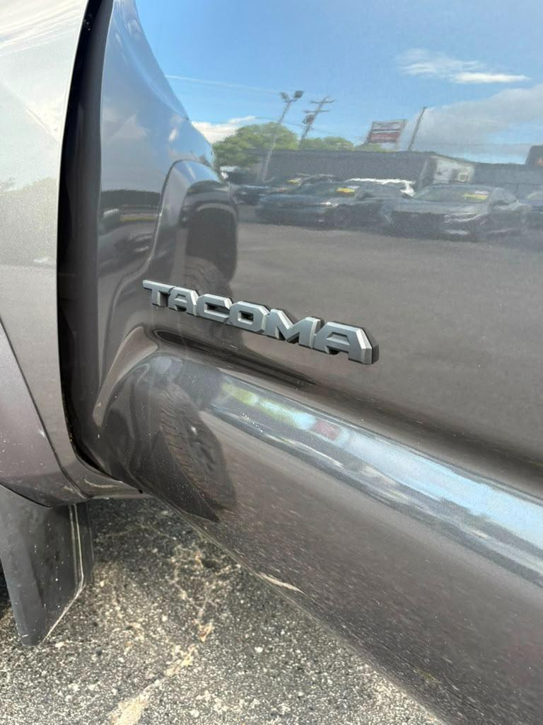 2020 Toyota Tacoma - $31,900