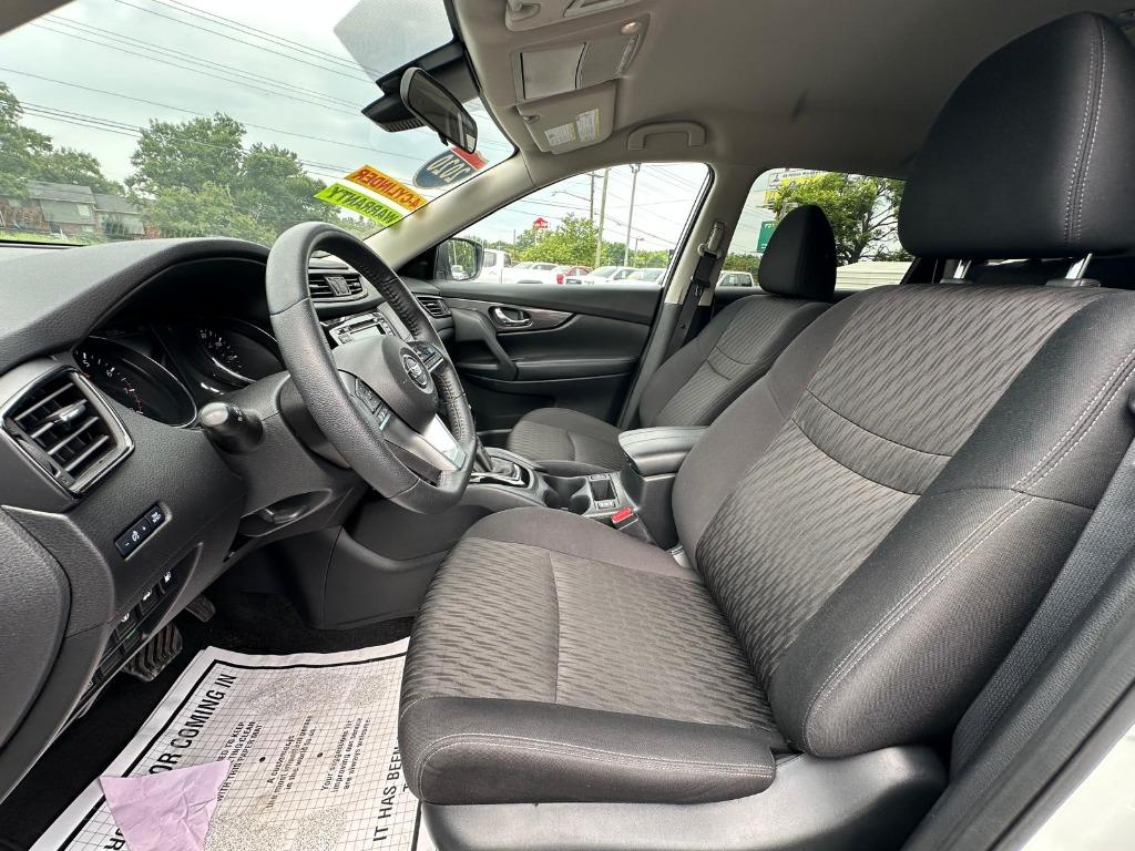 2020 Nissan Rogue - $18,900