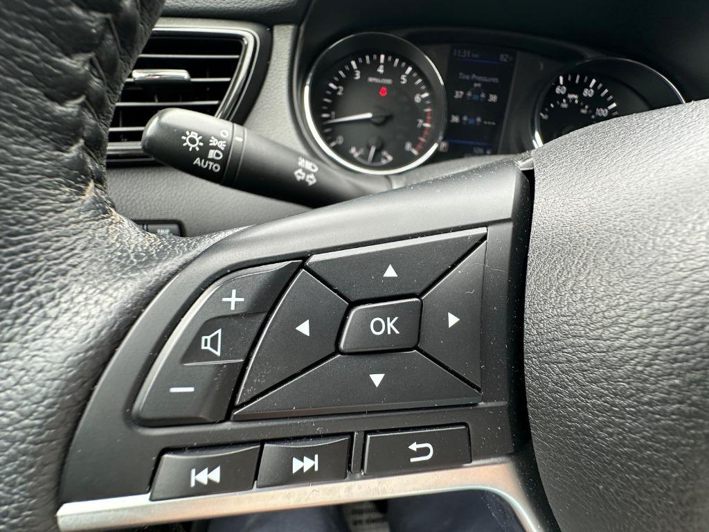 2020 Nissan Rogue - $18,900