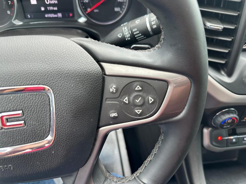 2023 GMC Acadia - $29,900