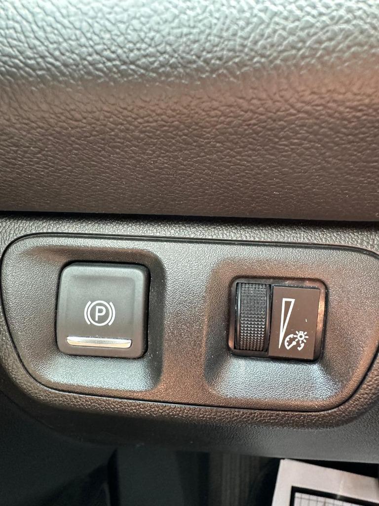 2023 GMC Acadia - $29,900