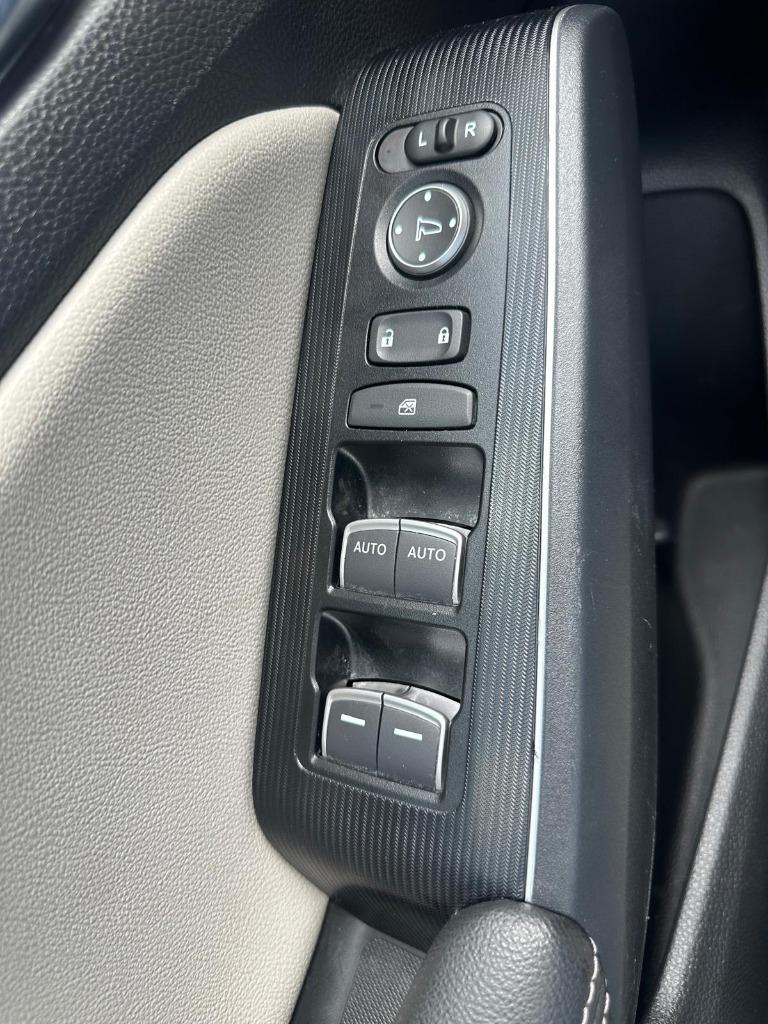 2024 Honda Civic - $27,900