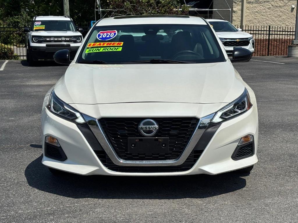 2020 Nissan Altima - $17,900