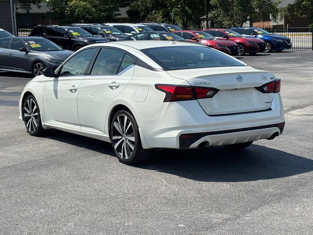 2020 Nissan Altima - $17,900