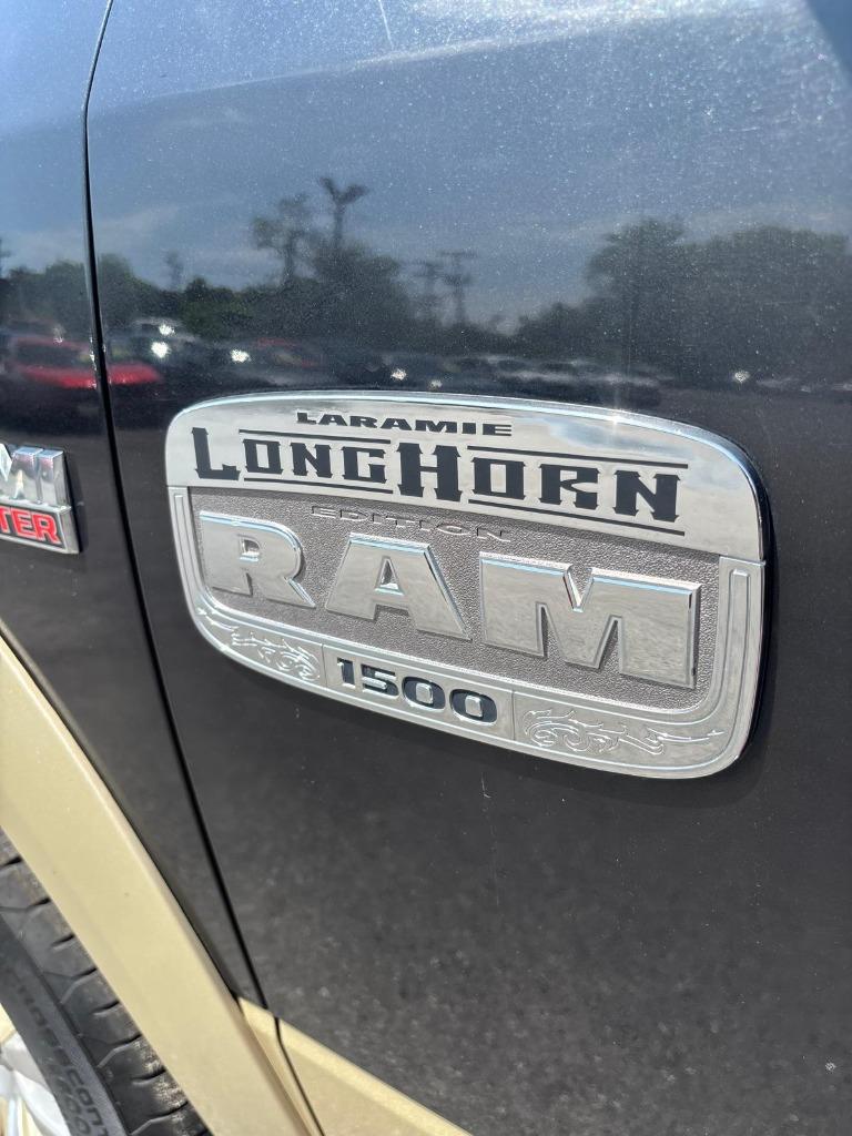 2017 Ram 1500 - $27,500