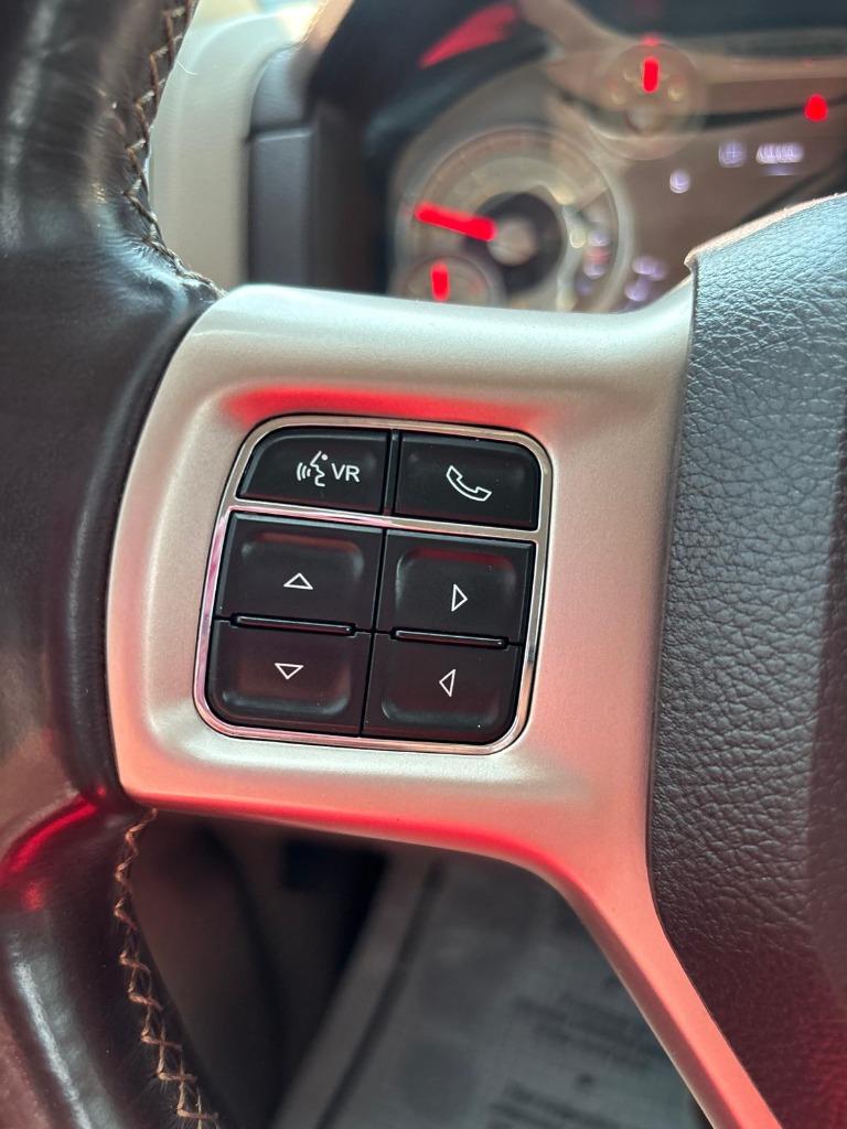 2017 Ram 1500 - $27,500