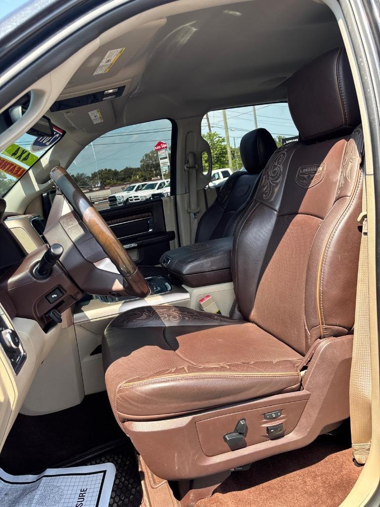 2017 Ram 1500 - $27,500