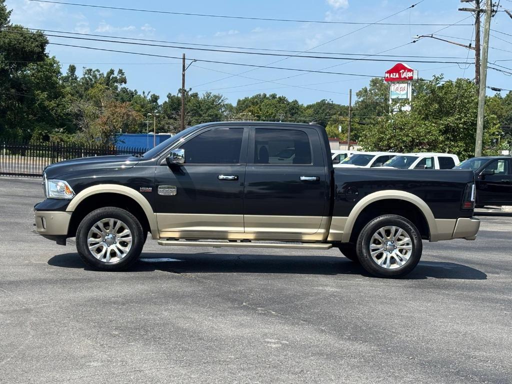 2017 Ram 1500 - $27,500