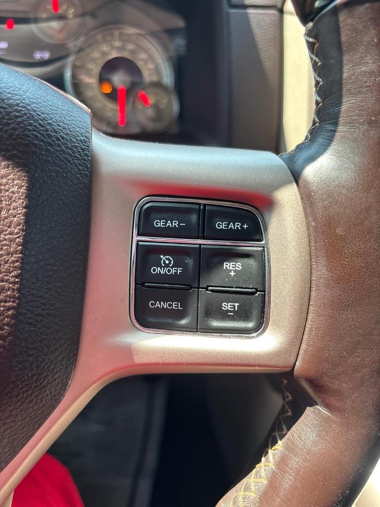 2017 Ram 1500 - $27,500
