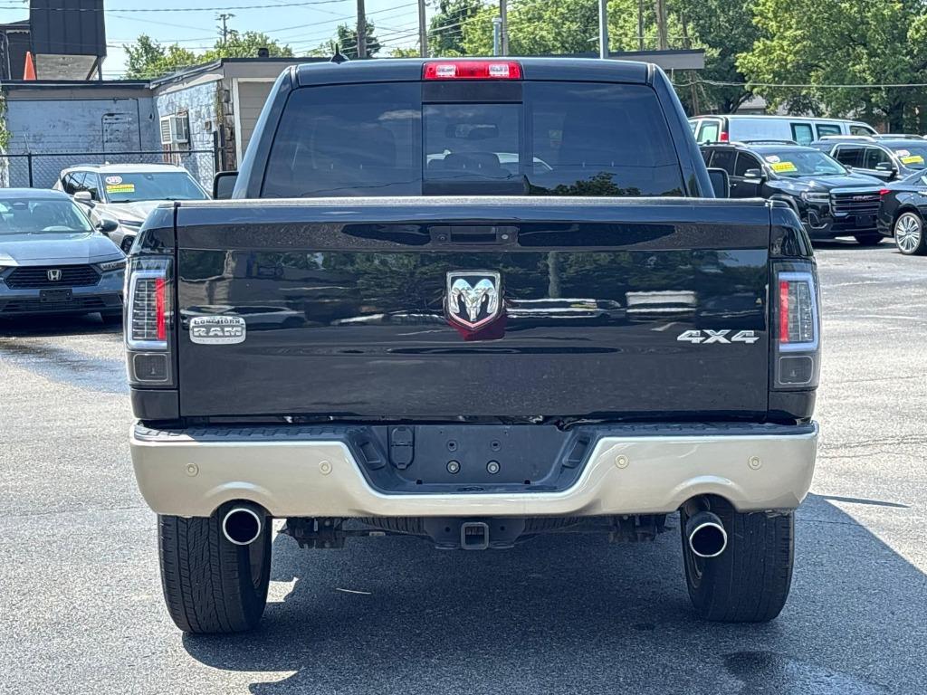 2017 Ram 1500 - $27,500